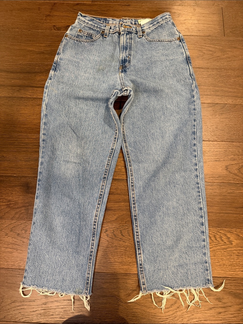 Eddie Bauer High Rise Straight Leg Jeans Light Wash Raw Hem Size 6 - C61-134